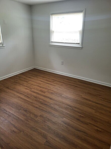 Building Photo - 13416 Hillendale Dr
