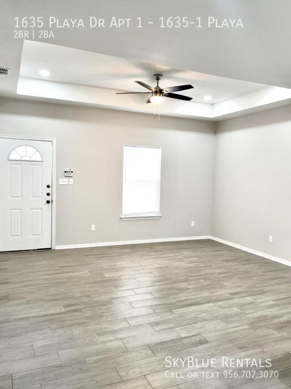 Building Photo - 1635 Playa Dr