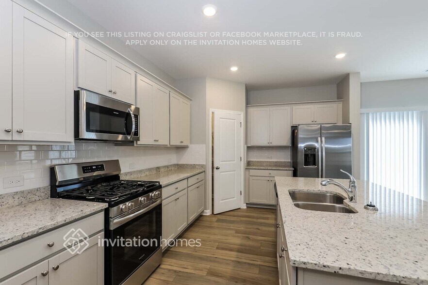 Building Photo - 1216 Arnhem Dr