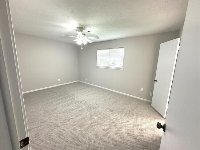 Building Photo - 714 Oder Ln