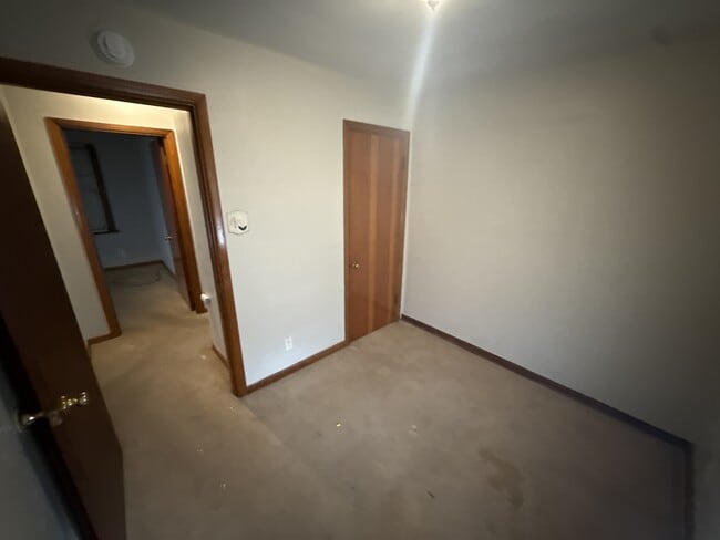 Building Photo - 223 Wiegel Dr