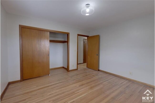 Building Photo - 1143 Patricia St