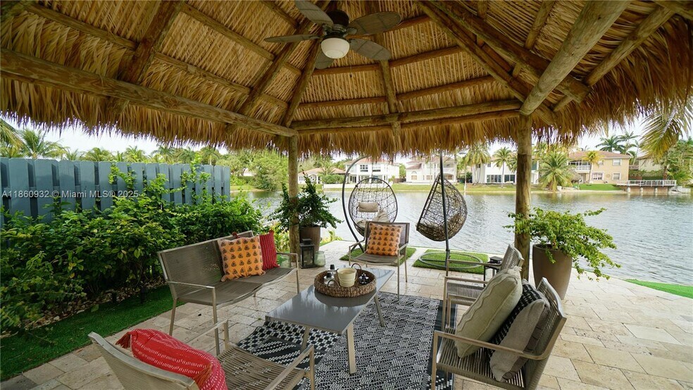 Building Photo - 7031 NW 113th Ct