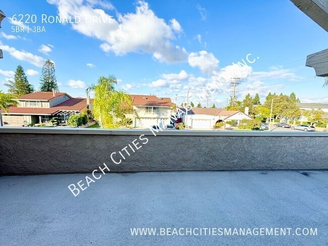 Building Photo - 6220 Ronald Dr