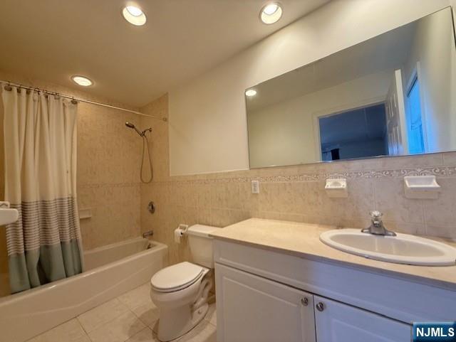 Building Photo - 440 Lawton Ave