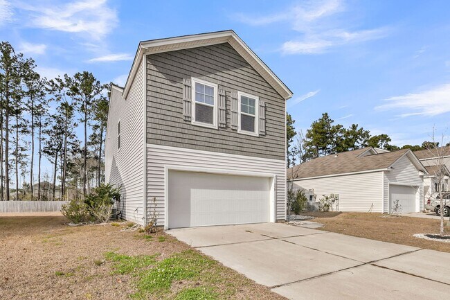 Building Photo - 550 Wayton Cir