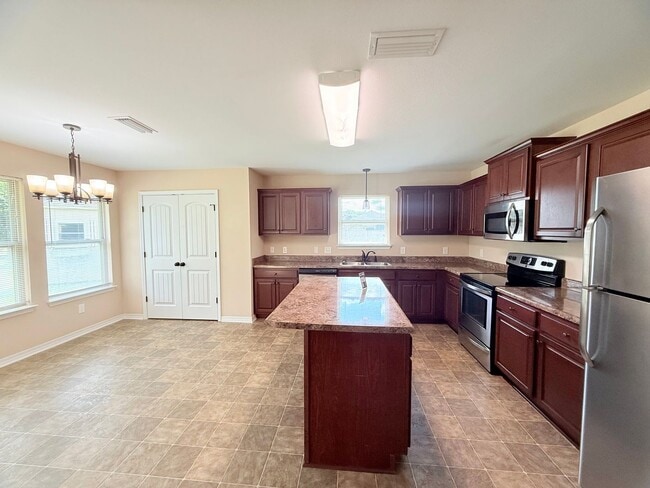 Building Photo - Charming 3 Bed/2 Bath - Willow Glen