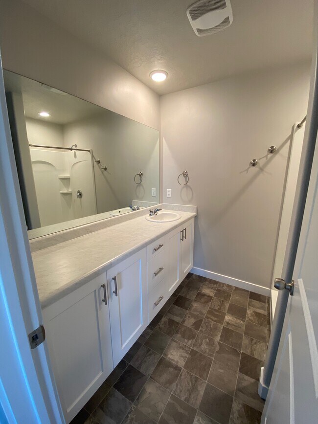 Building Photo - 4209 W Rail Trail Ln