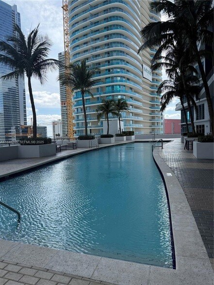 Building Photo - 60 SW 13th St