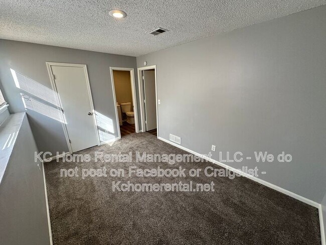 Building Photo - 1255 Petzold Dr