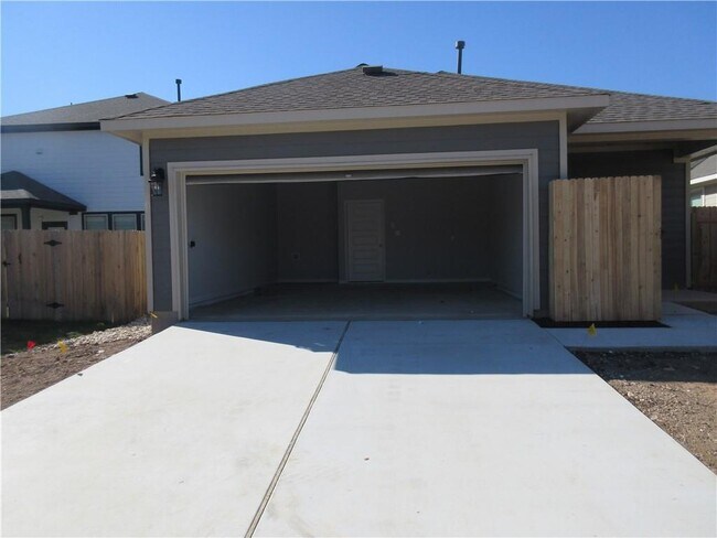 Building Photo - 2224 Pecan Island Dr