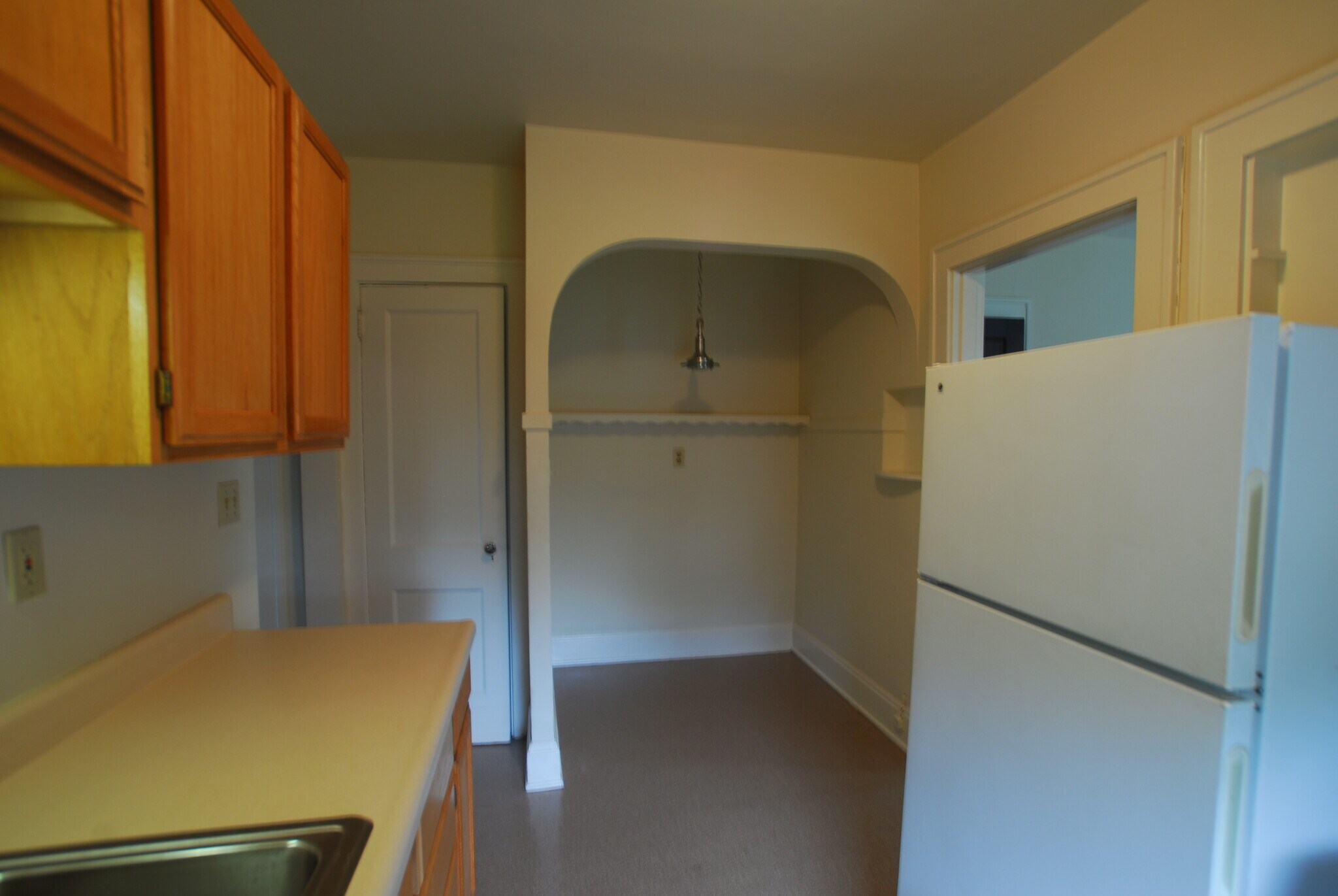 Kitchen and dining area - 3102 Troy Ave
