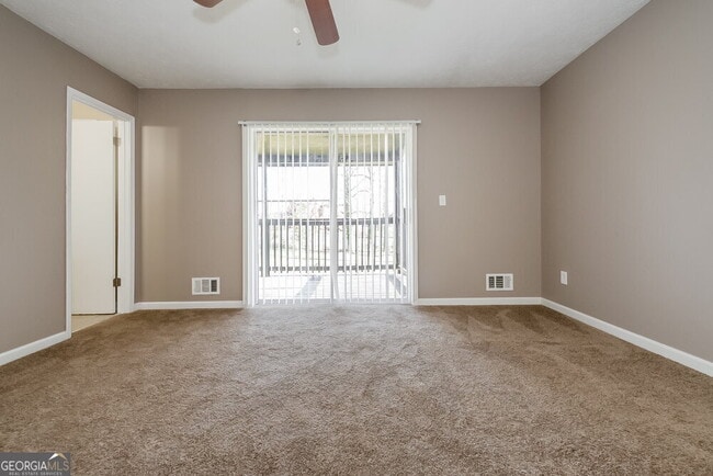 Building Photo - 3833 Chimney Mill Trail