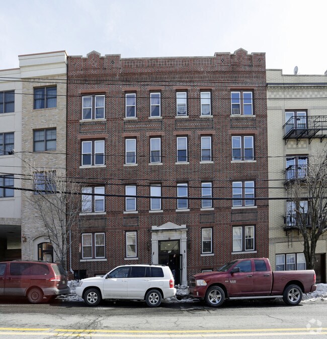 372 Anderson Ave Cliffside Park, NJ Apartment Finder