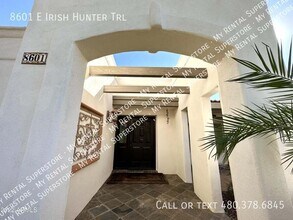 Building Photo - 8601 E Irish Hunter Trail