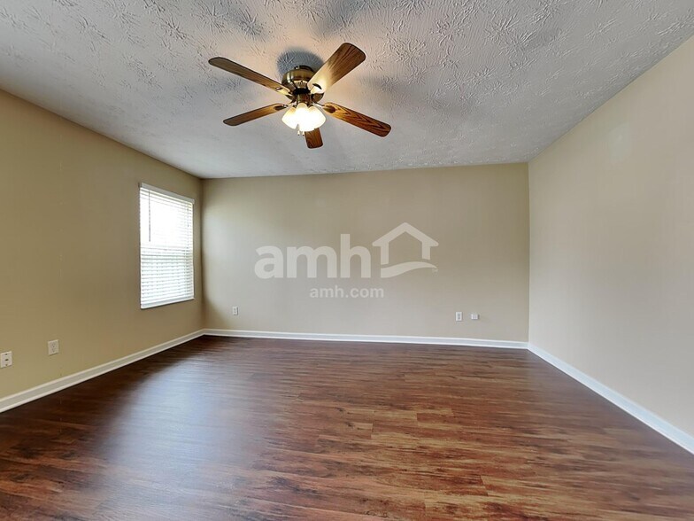 Building Photo - 1291 Shannon Ln