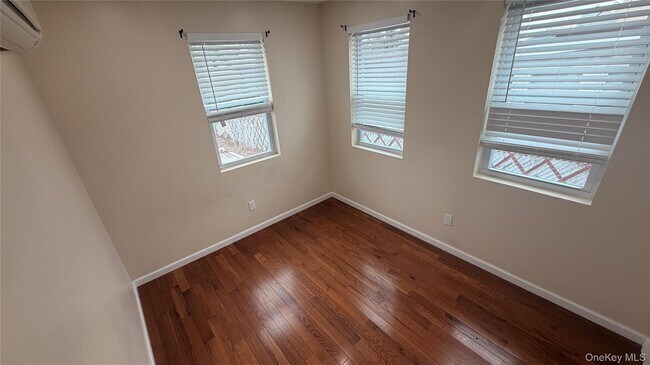 Building Photo - 144-35 224th St