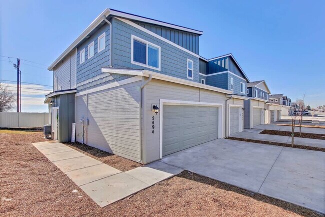 Building Photo - 5494 Cherry Ln