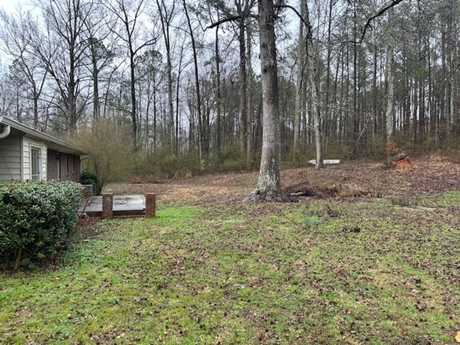 Building Photo - 75 Red Oak Dr