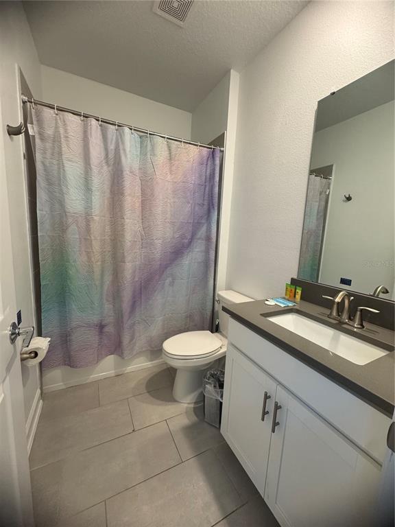 Building Photo - 8973 Play Through Dr