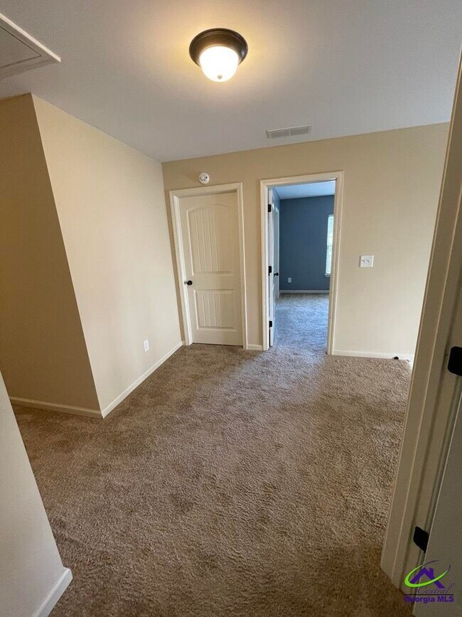 Building Photo - 108 Dog Fennel Ln