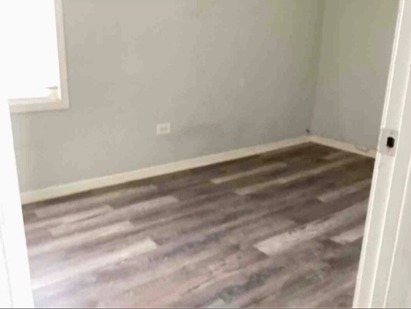 Building Photo - 8423 S Muskegon Ave