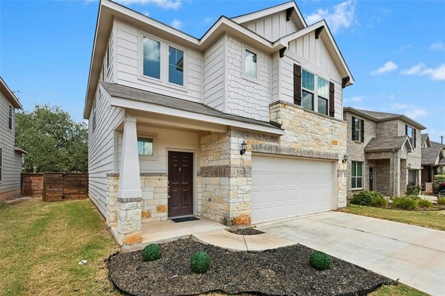 Building Photo - 9800 Betulla Dr