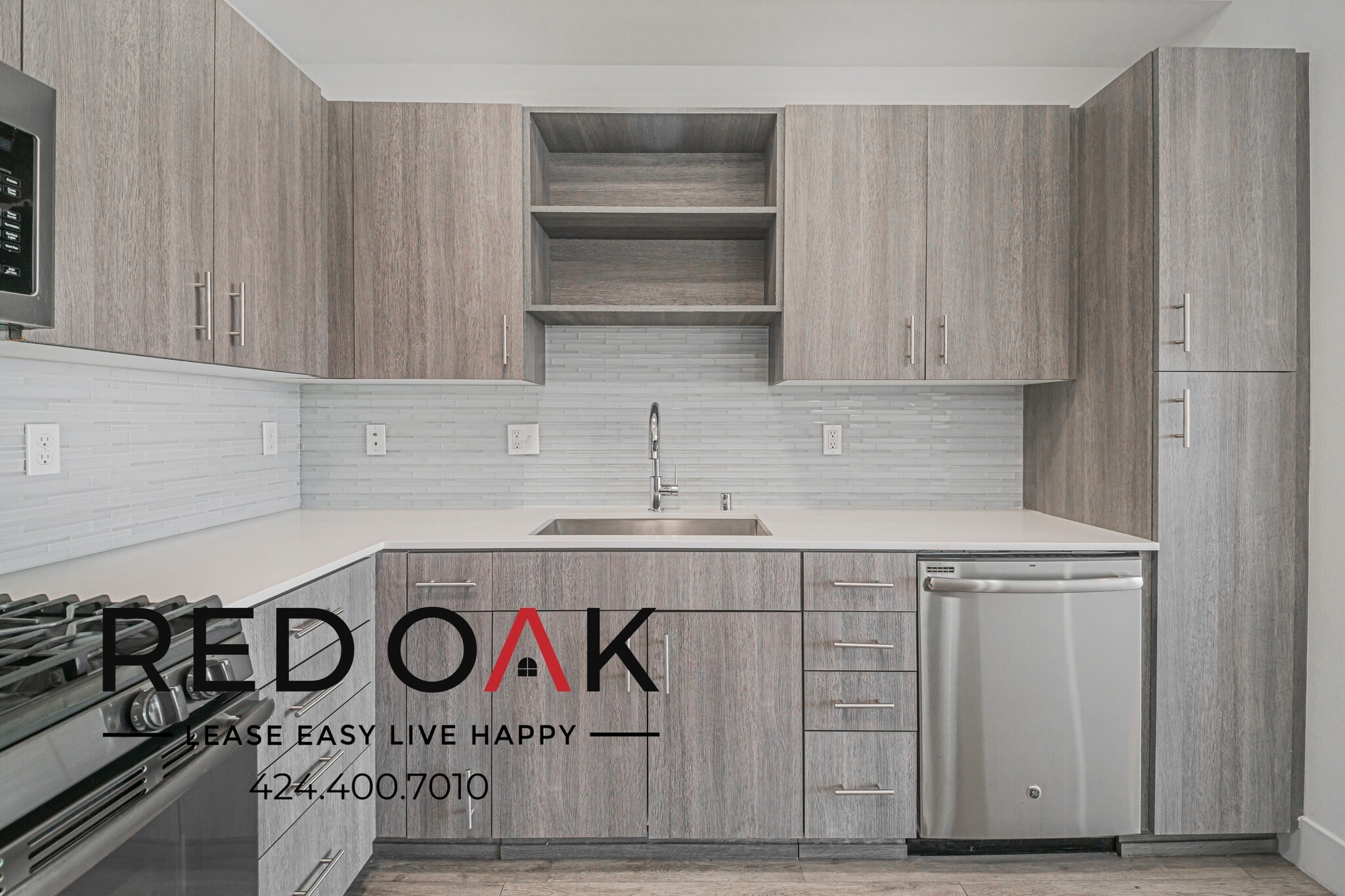 Building Photo - 1331 W 7th St