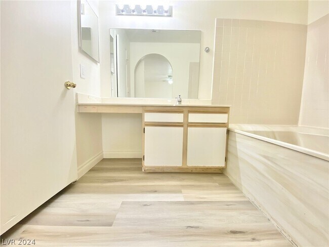 Building Photo - 2200 S Fort Apache Rd