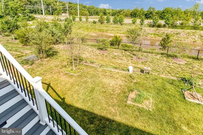 Building Photo - 11241 Wheeler Ridge Dr