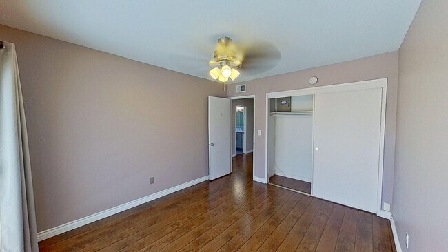 Building Photo - 1825 Celeste Ln