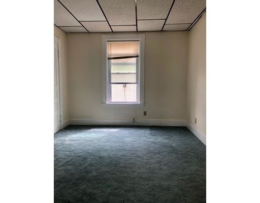 Building Photo - 32 Douglas St