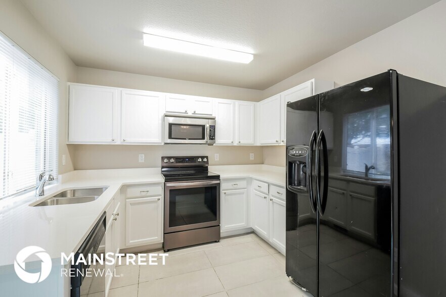 Building Photo - 4343 Andes St