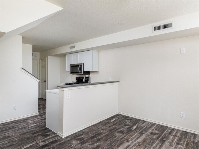 Building Photo - 230 Debus Dr