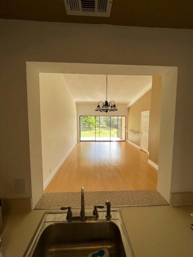 Building Photo - 2363 SW 15th St