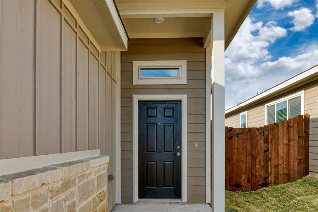 Building Photo - 729 Fallow Dr