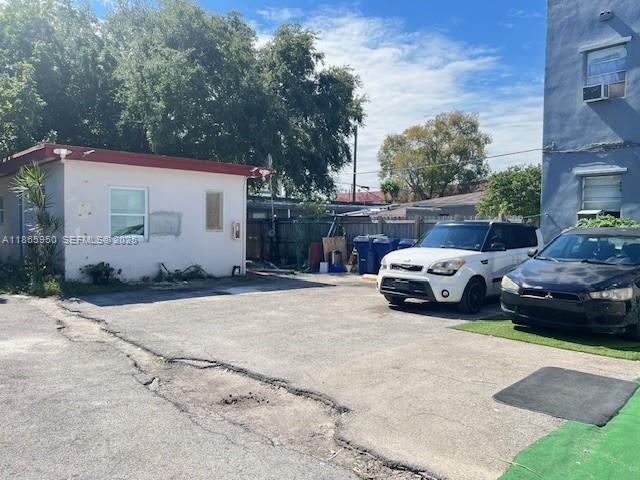 Building Photo - 922 NW 2nd St