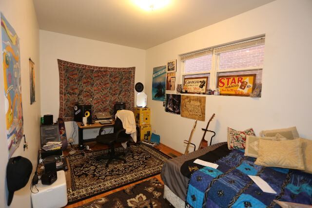 Building Photo - 1033 N Mozart St