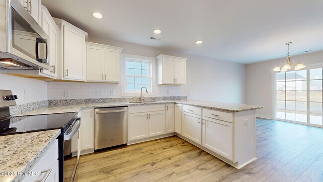 Building Photo - 51 N Ardsley Ln