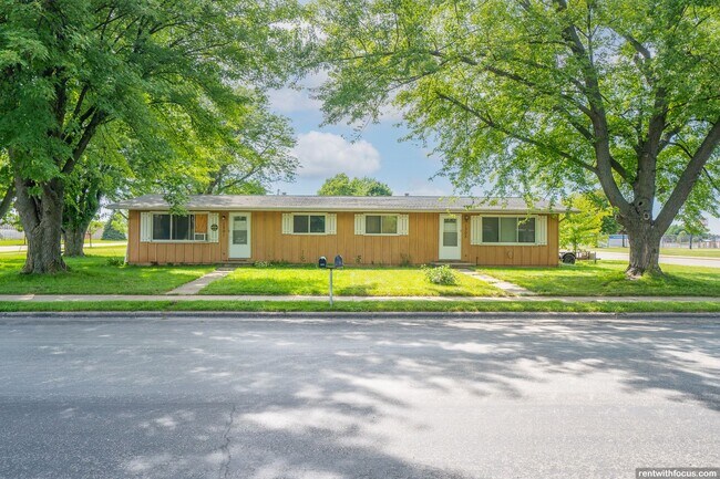 Building Photo - 1301 Taylor St