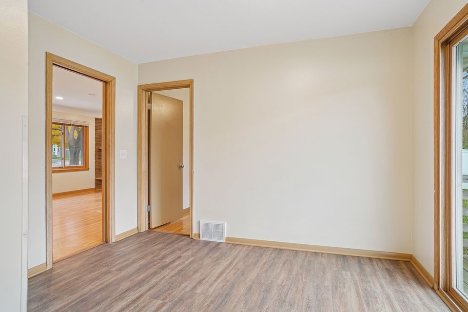 Building Photo - 3845 Douglas Dr N