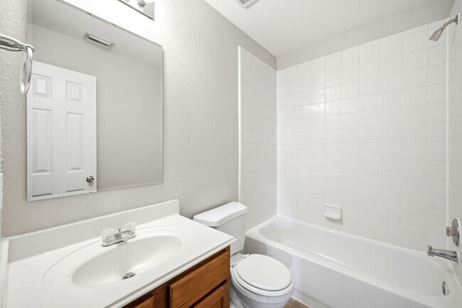 Building Photo - 21331 Bella Mountain Dr