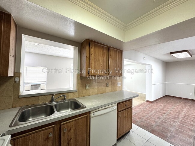 Building Photo - 659 Elderwood Ct