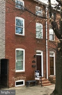 Building Photo - 1929 Gough St