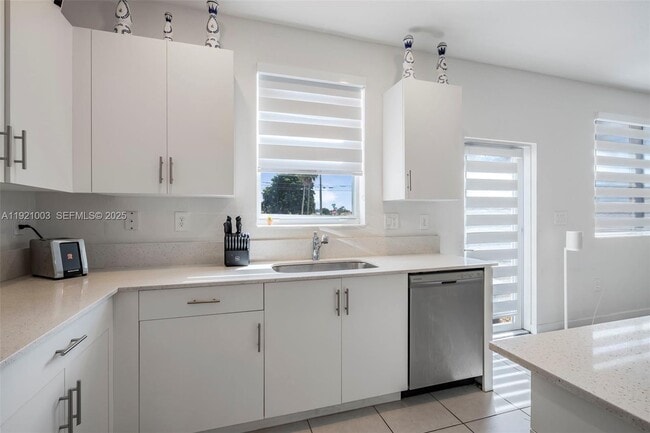 Building Photo - 21189 SW 127th Ct