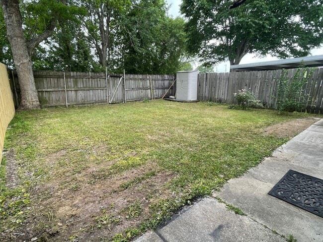 Building Photo - Charming 2 bedroom, 2 bath home in Lafayette!