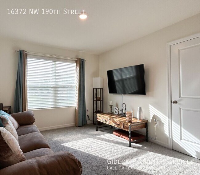 Building Photo - 16372 NW 190th St