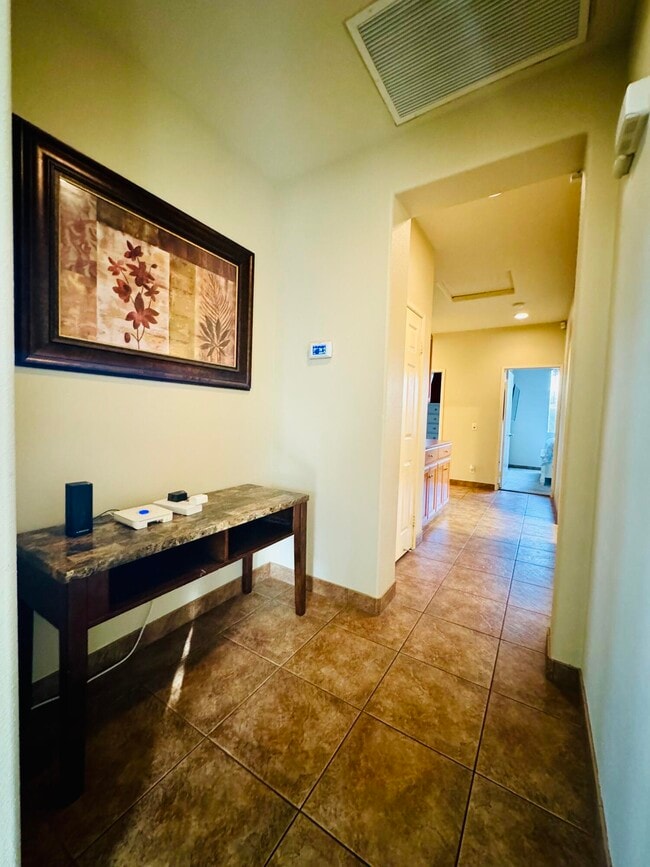 Building Photo - 47398 Manteca Ct