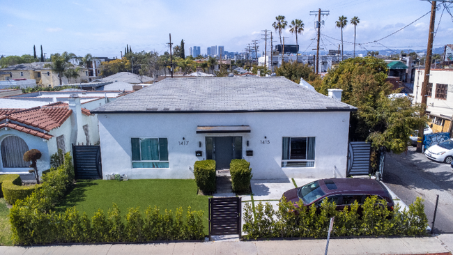 Building Photo - 1415 Stearns Dr
