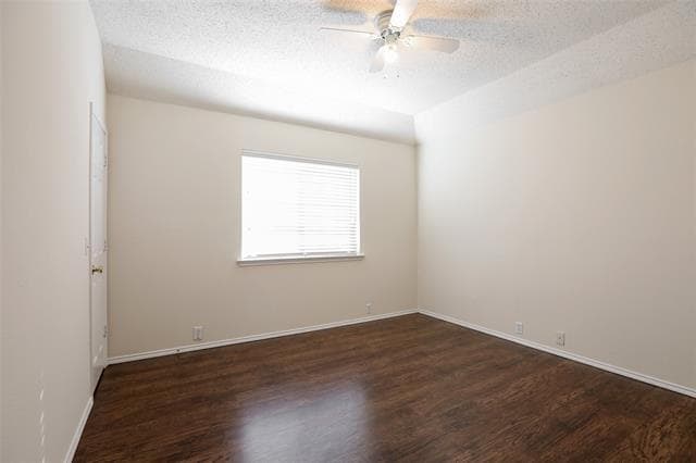 Building Photo - 206 Howley Ct